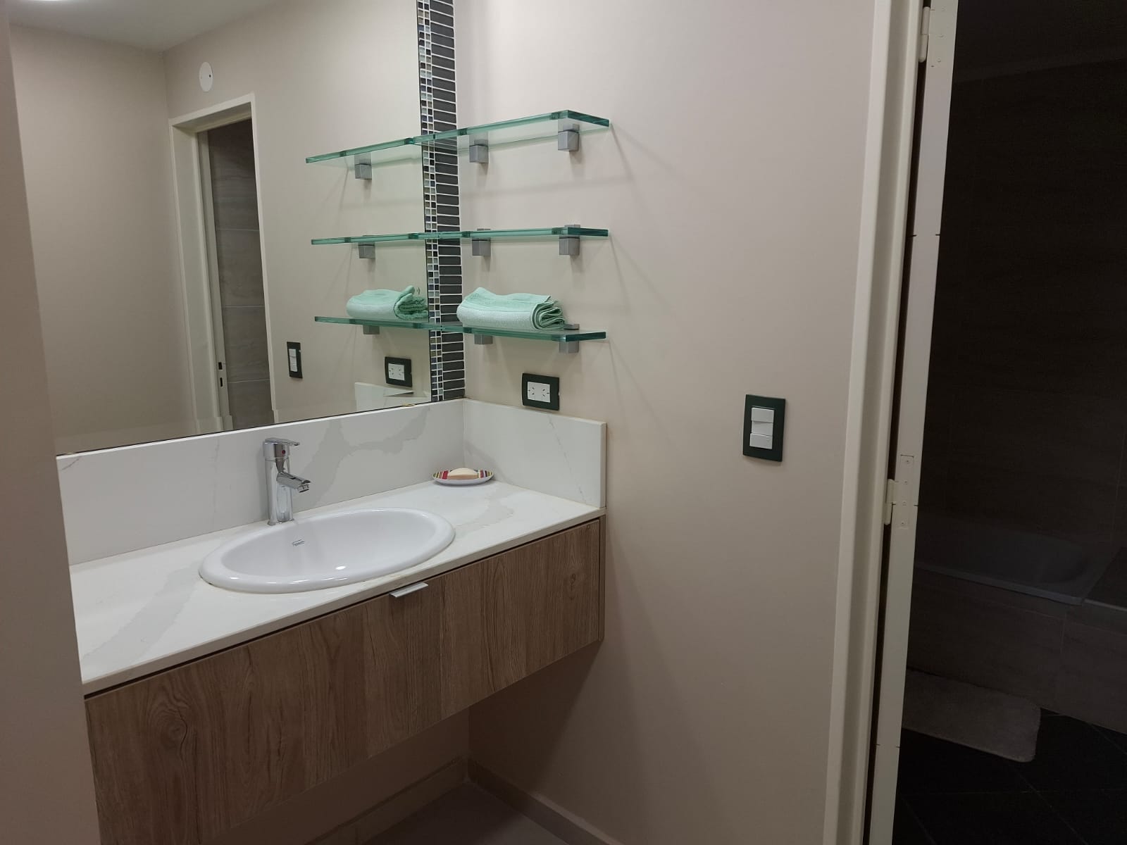 DEPARTAMENTO DE CATEGORIA EN VENTA. VILLA CARLOS PAZ. NUEVO PRECIO