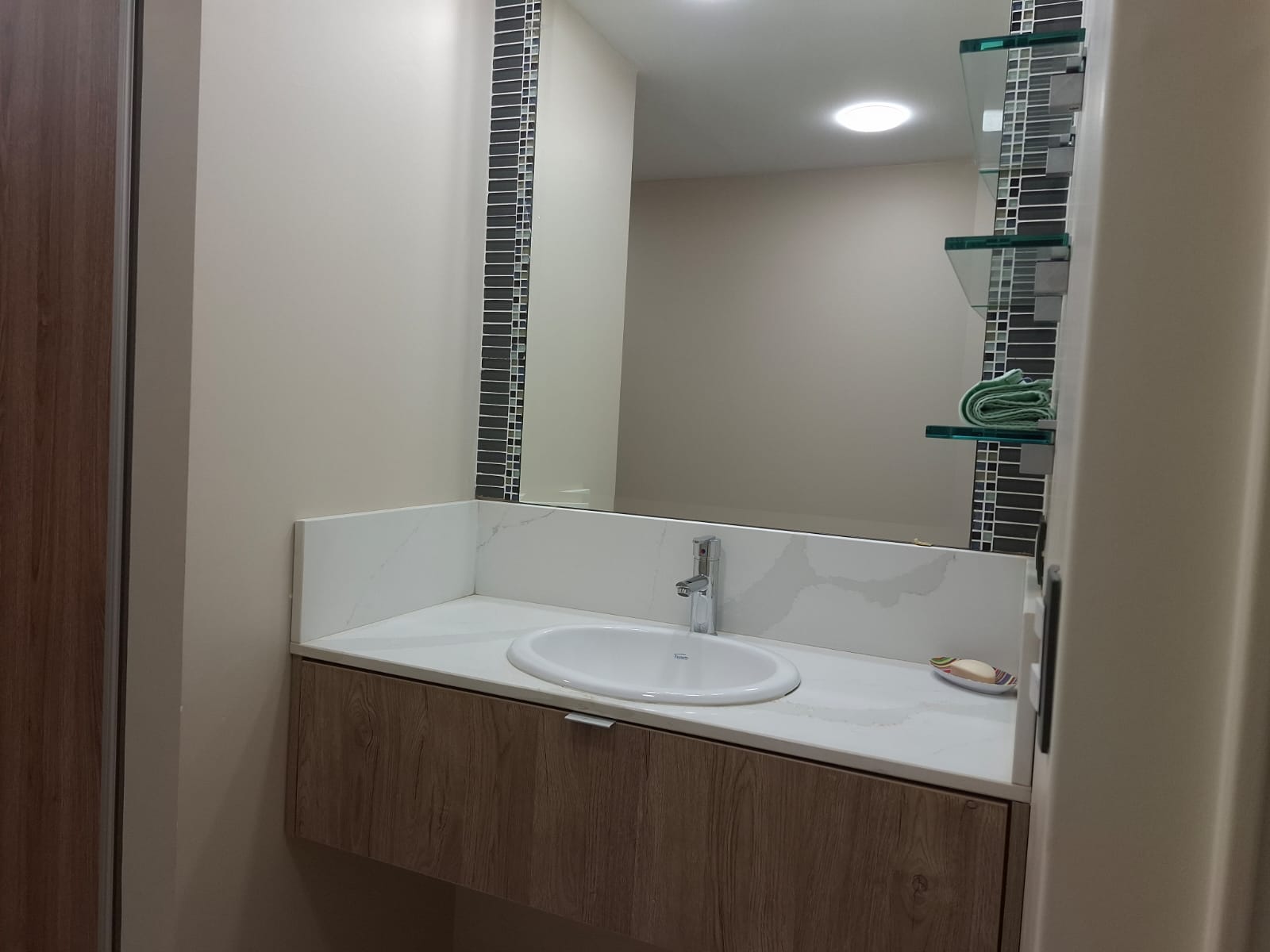 DEPARTAMENTO DE CATEGORIA EN VENTA. VILLA CARLOS PAZ. NUEVO PRECIO