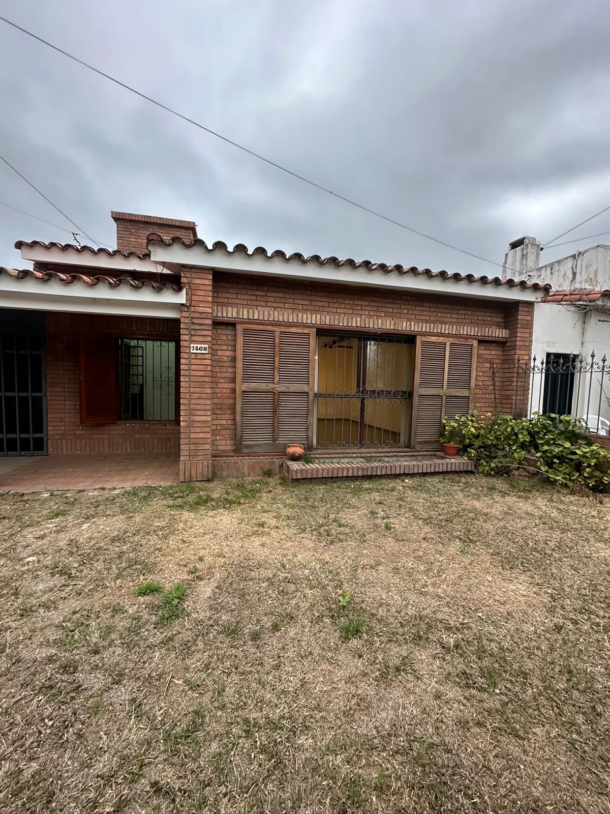 VENTA CASA  3 DORM -CERRO DE LAS ROSAS APTA CREDITO BANCOR