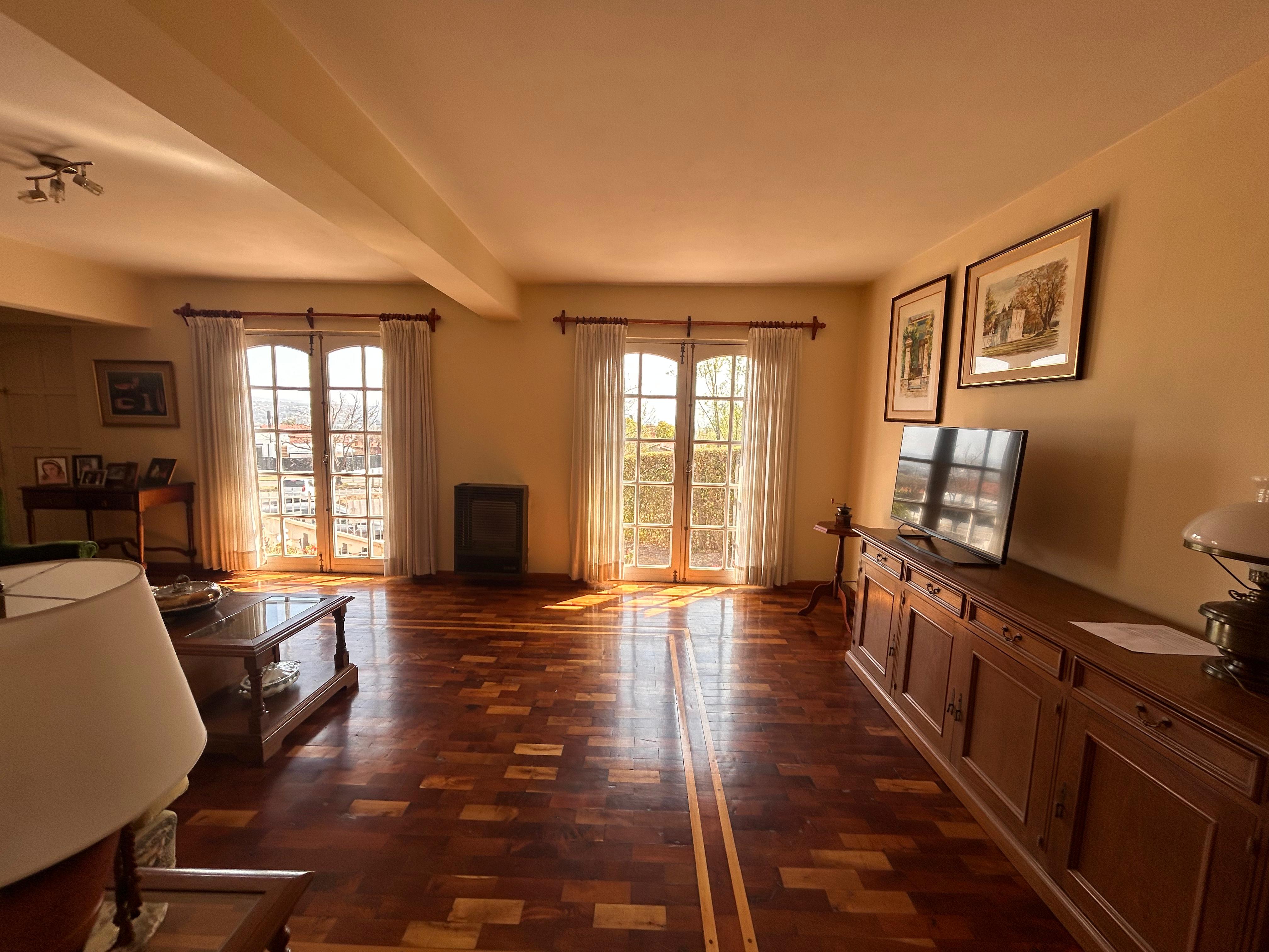 SE VENDE CASA EN LA CUESTA VILLA CARLOS PAZ