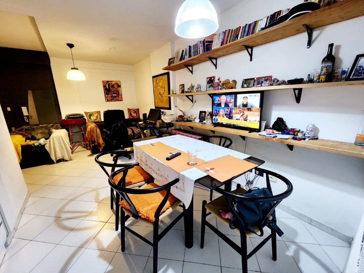 DEPARTAMNTO EN VENTA UBICADO EN VILLA CARLOS PAZ A METROS DE LA TERIMINAL DE ÓMNIBUS