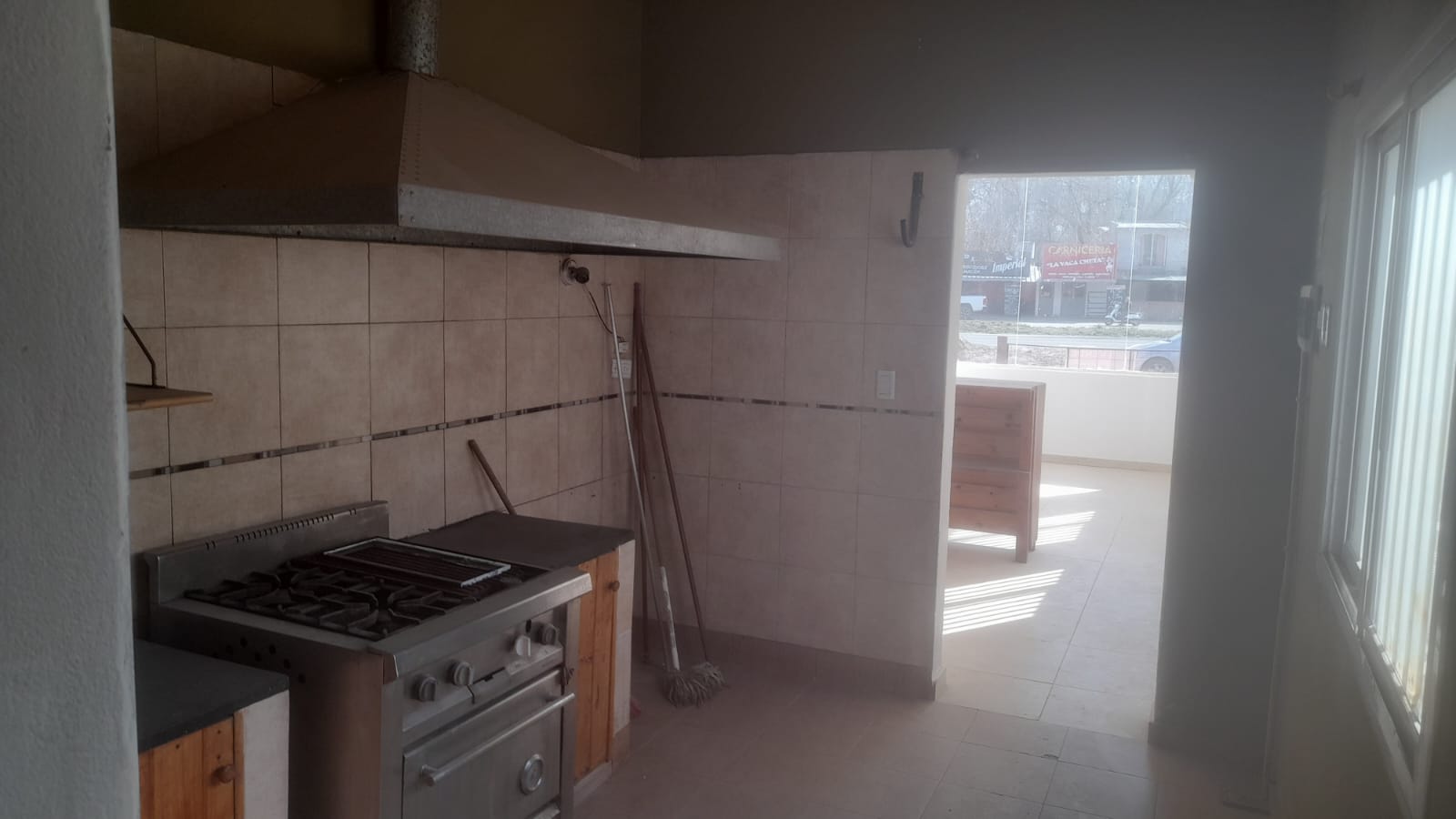 Salón comercial en venta sobre Colectora Ruta 5, Anisacate