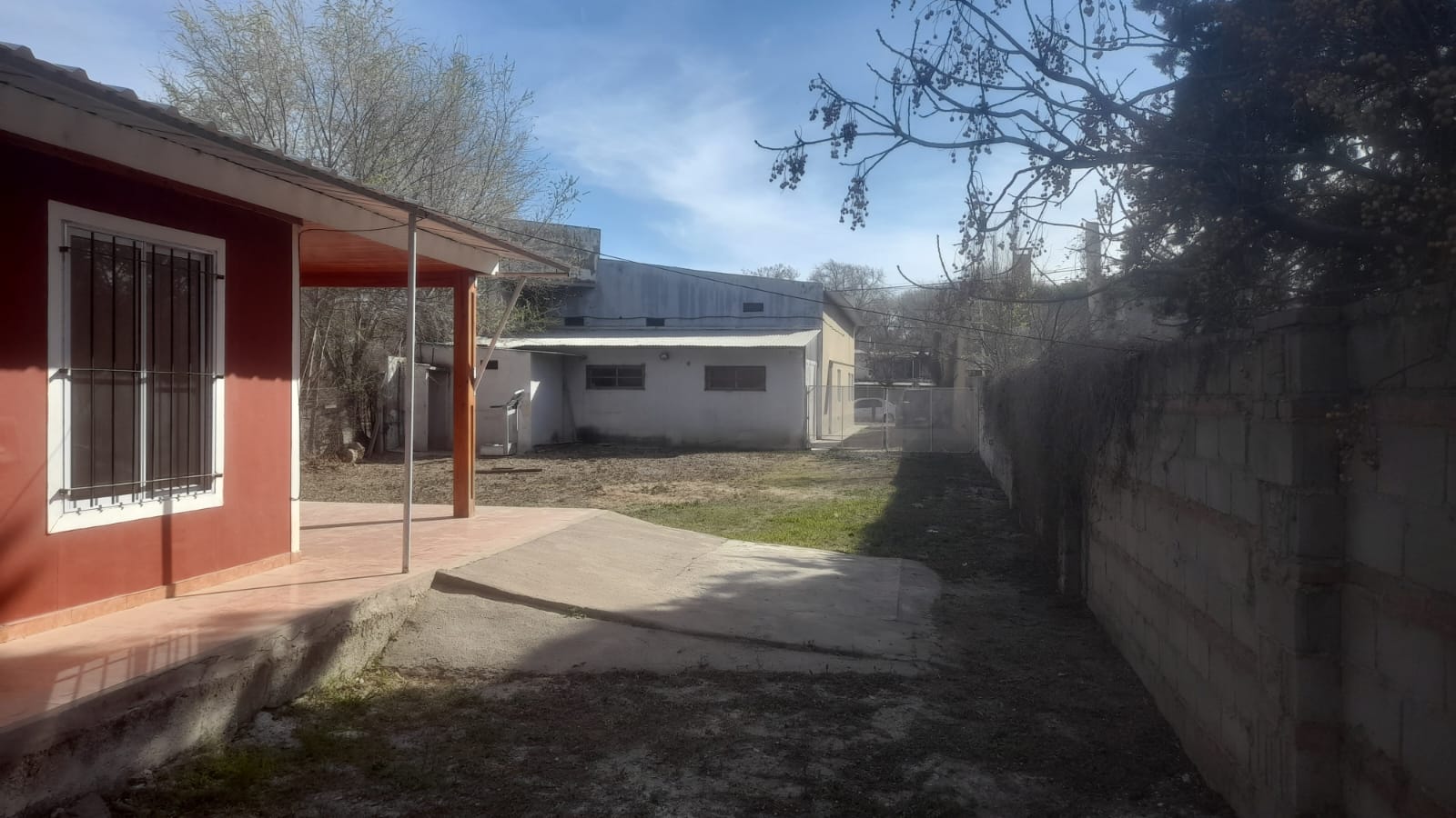 Salón comercial en venta sobre Colectora Ruta 5, Anisacate