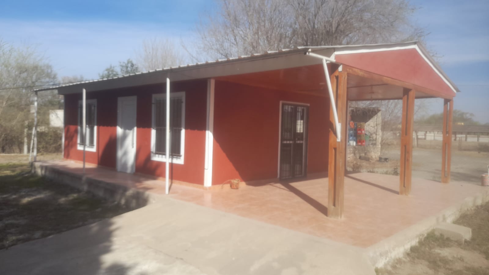 Salón comercial en venta sobre Colectora Ruta 5, Anisacate