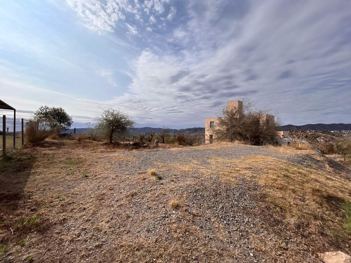 SE VENDE CASA EN VILLA DEL LAGO CARLOS PAZ