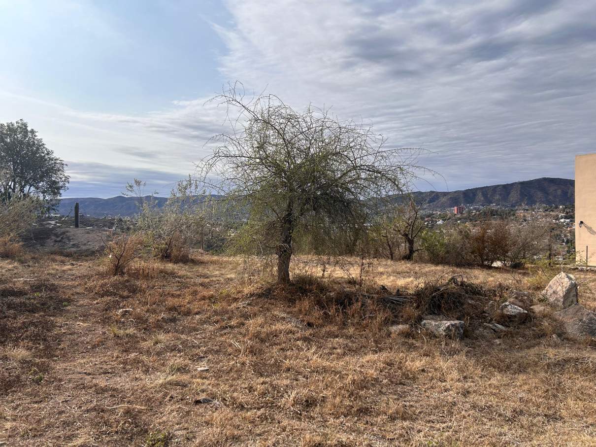 SE VENDE CASA EN VILLA DEL LAGO CARLOS PAZ