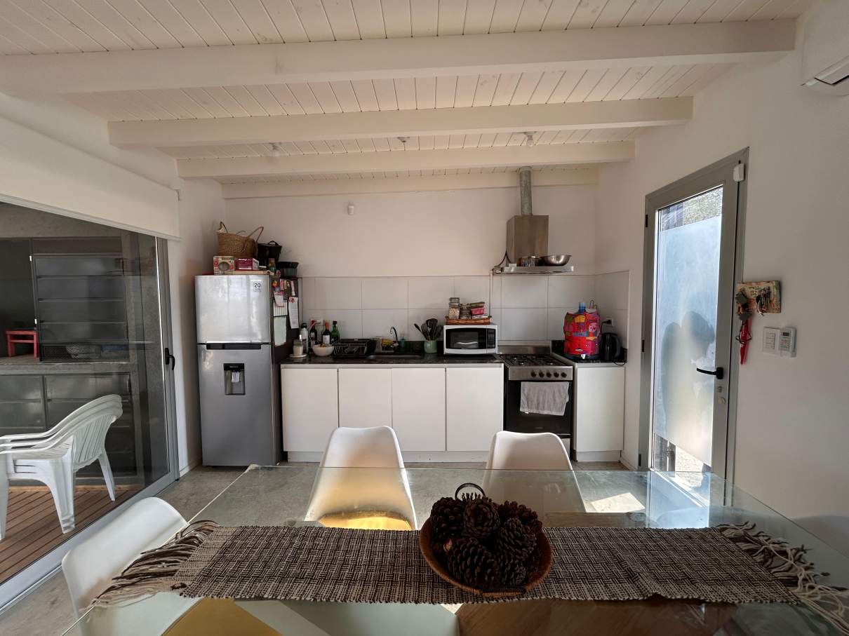 SE VENDE CASA EN VILLA DEL LAGO CARLOS PAZ
