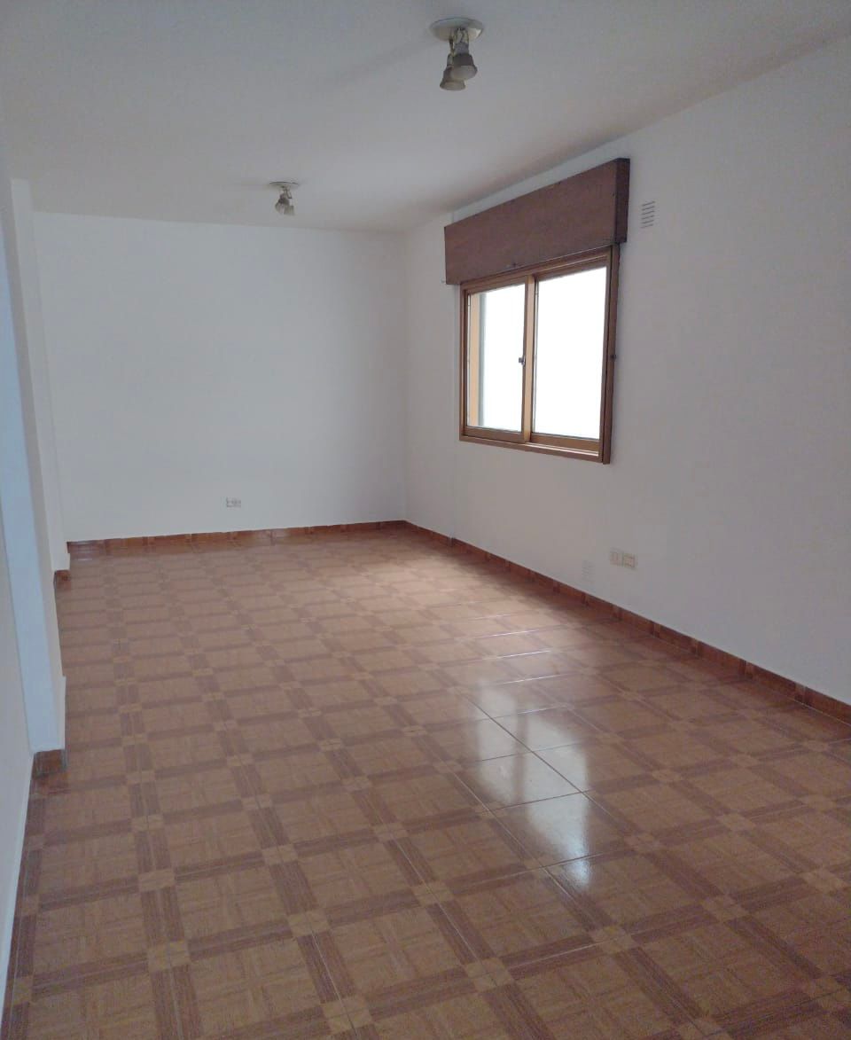 Departamento en alquiler sobre Av. Emilio Olmos 443