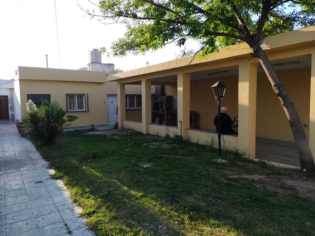 CASA BARRIO JARDIN