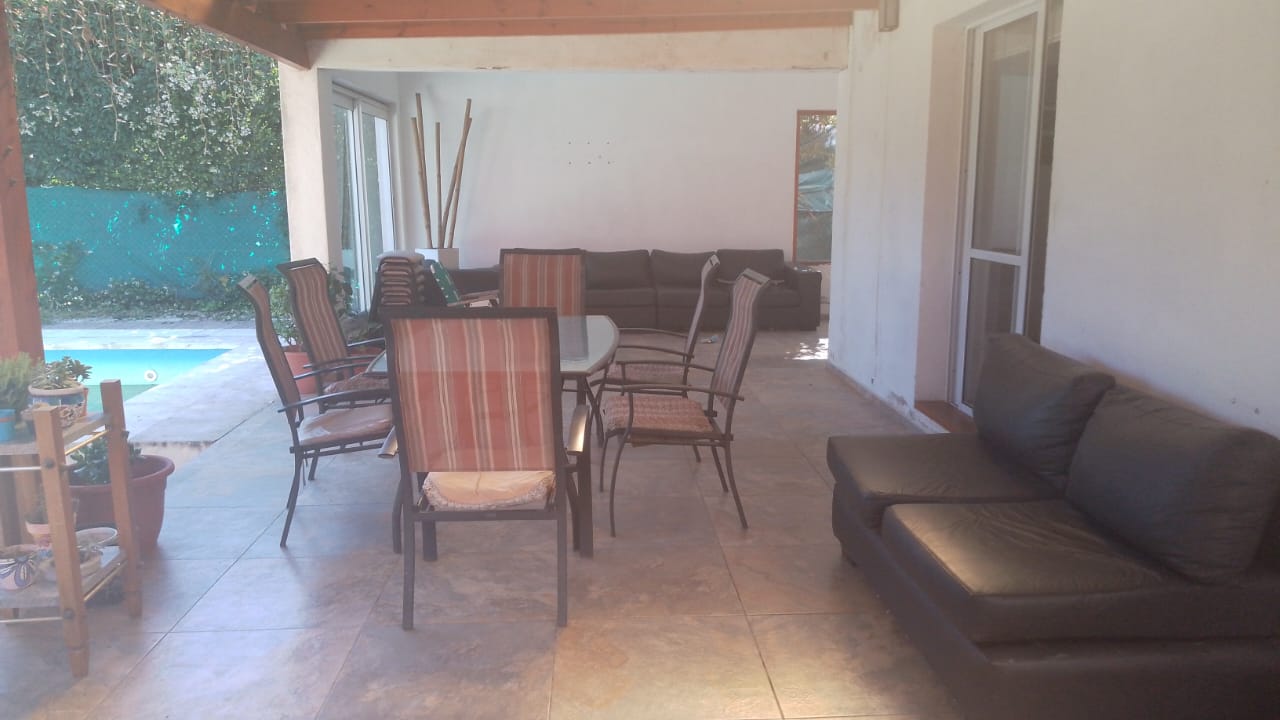 VENDO CASA BARRIO CERRADO LA ESTANZUELA  LA CALERA