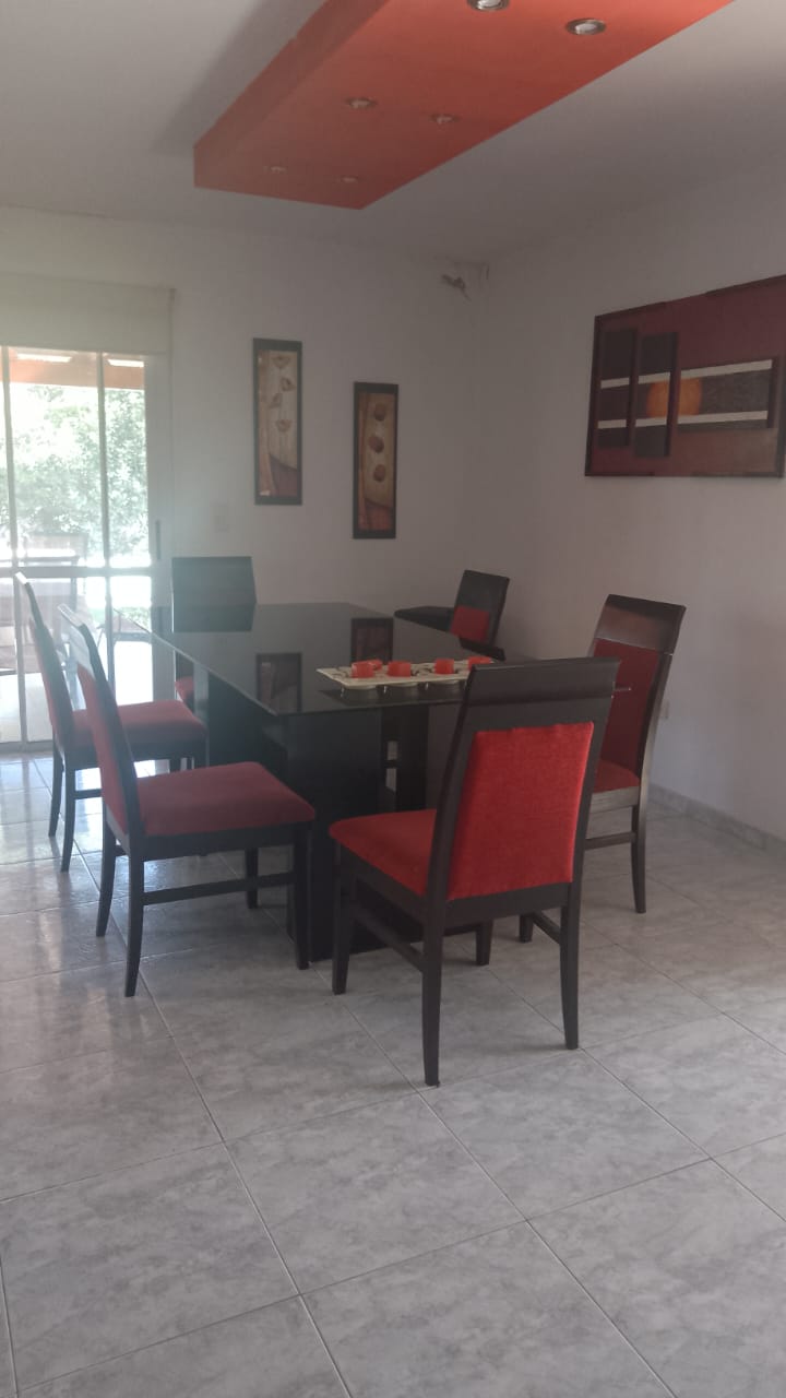 VENDO CASA BARRIO CERRADO LA ESTANZUELA  LA CALERA