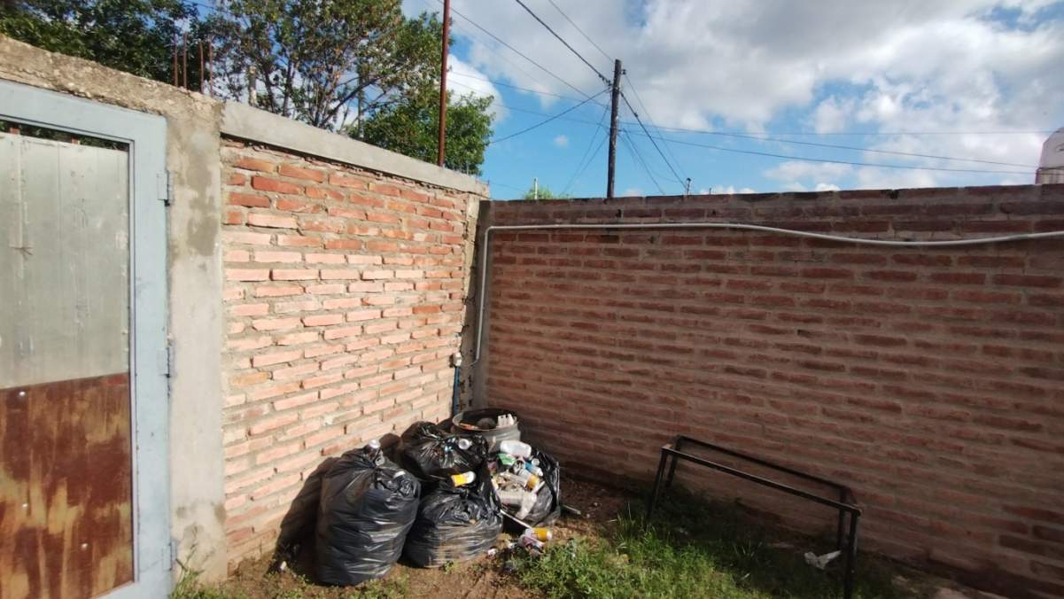 CASA   DEPARTAMENTO UBICADA EN  BARRIO SAN FERNANDO CORDOBA CAPITAL