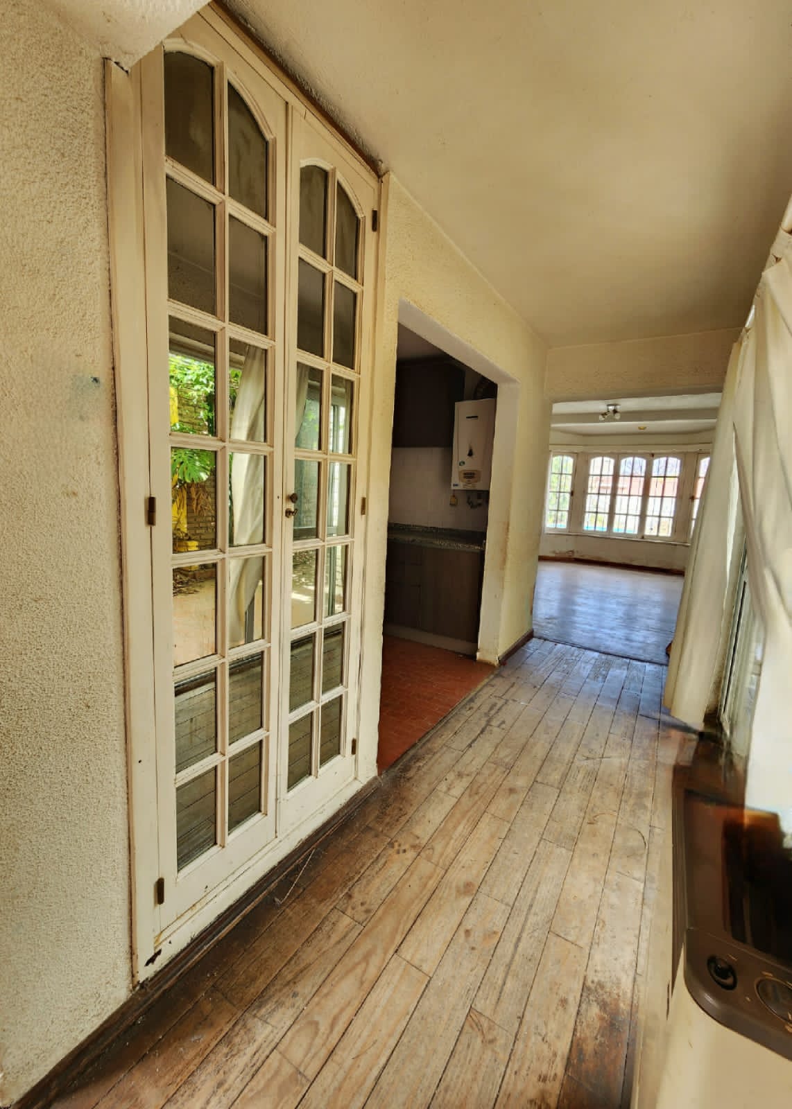 VENDO CASA  3 DORMITORIOS EN EL CERRO DE LAS ROSA