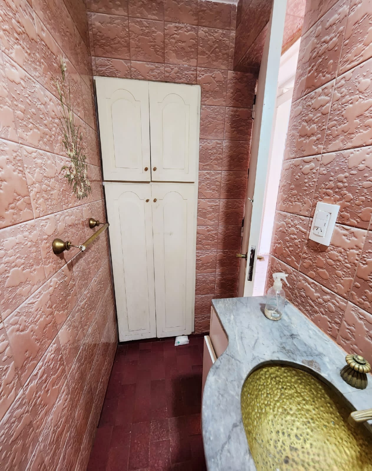 VENDO CASA  3 DORMITORIOS EN EL CERRO DE LAS ROSA