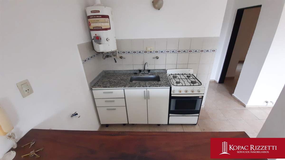 ALBERDI (M. DE ANDREA 266) - VENTA DEPARTAMENTO 1 DORM.