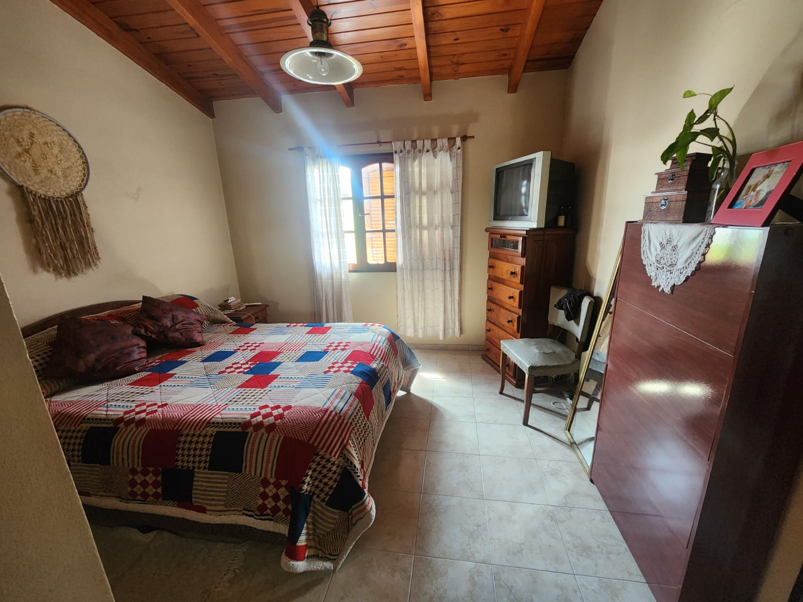 COMANDANTE ESPORA - PJE. NORBERTO CARO - CASA EN VENTA