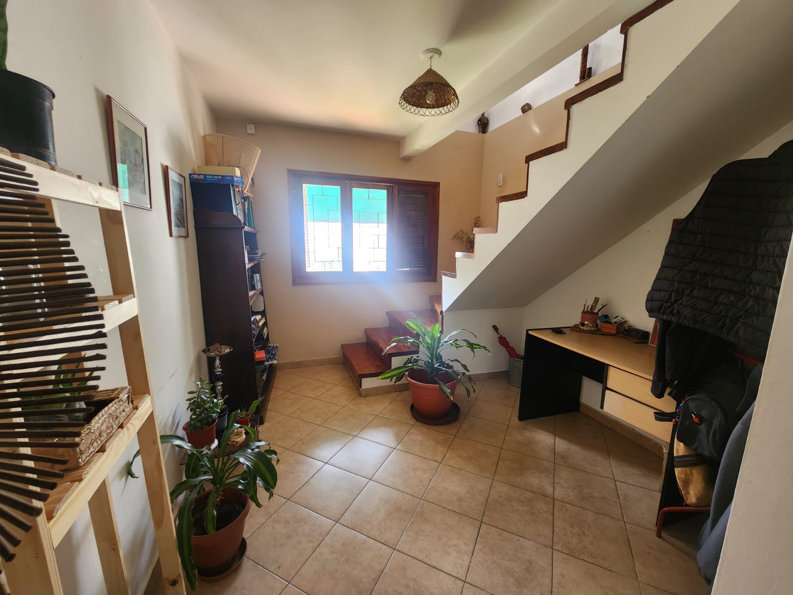 COMANDANTE ESPORA - PJE. NORBERTO CARO - CASA EN VENTA