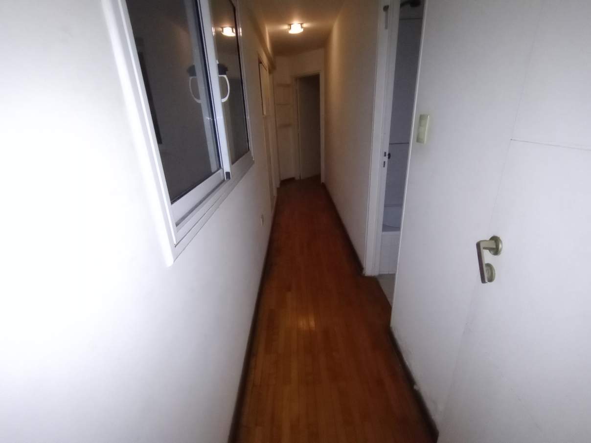 EXCLENTE IMUEBLE DOS DORMITORIO MUY AMPLIO OPCION COCHERA