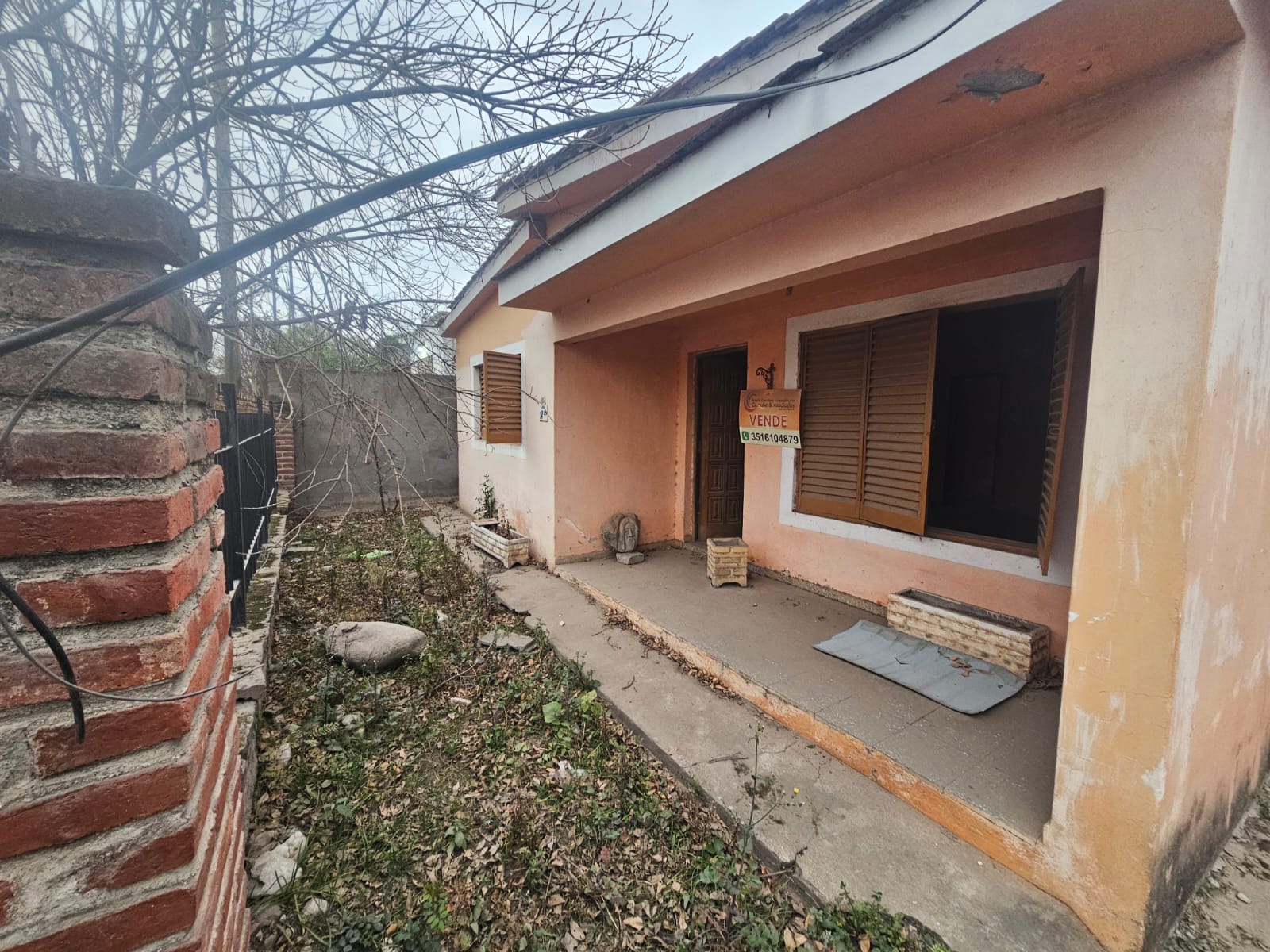 Casa a metros de Av. Hipólito Irigoyen