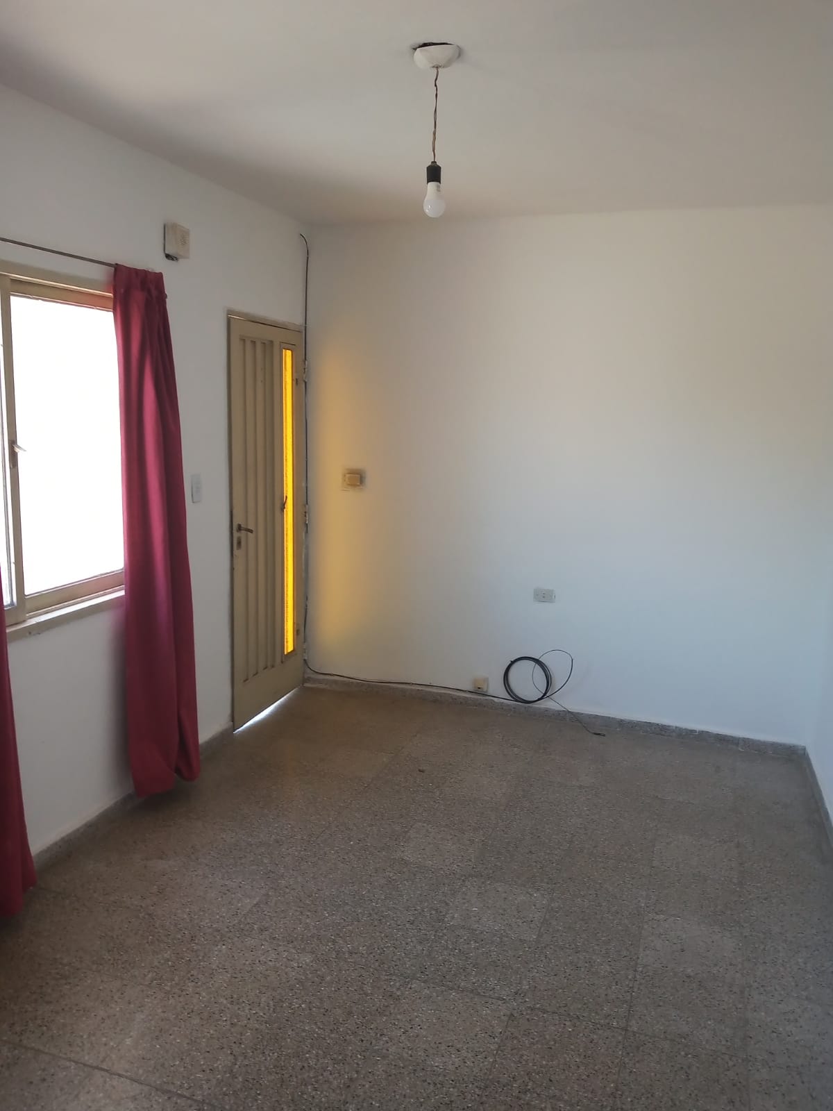 SE VENDE EXCELENTE DPTO DE UN DORMITORIO EN GENERAL PAZ APTO CREDITO!!!