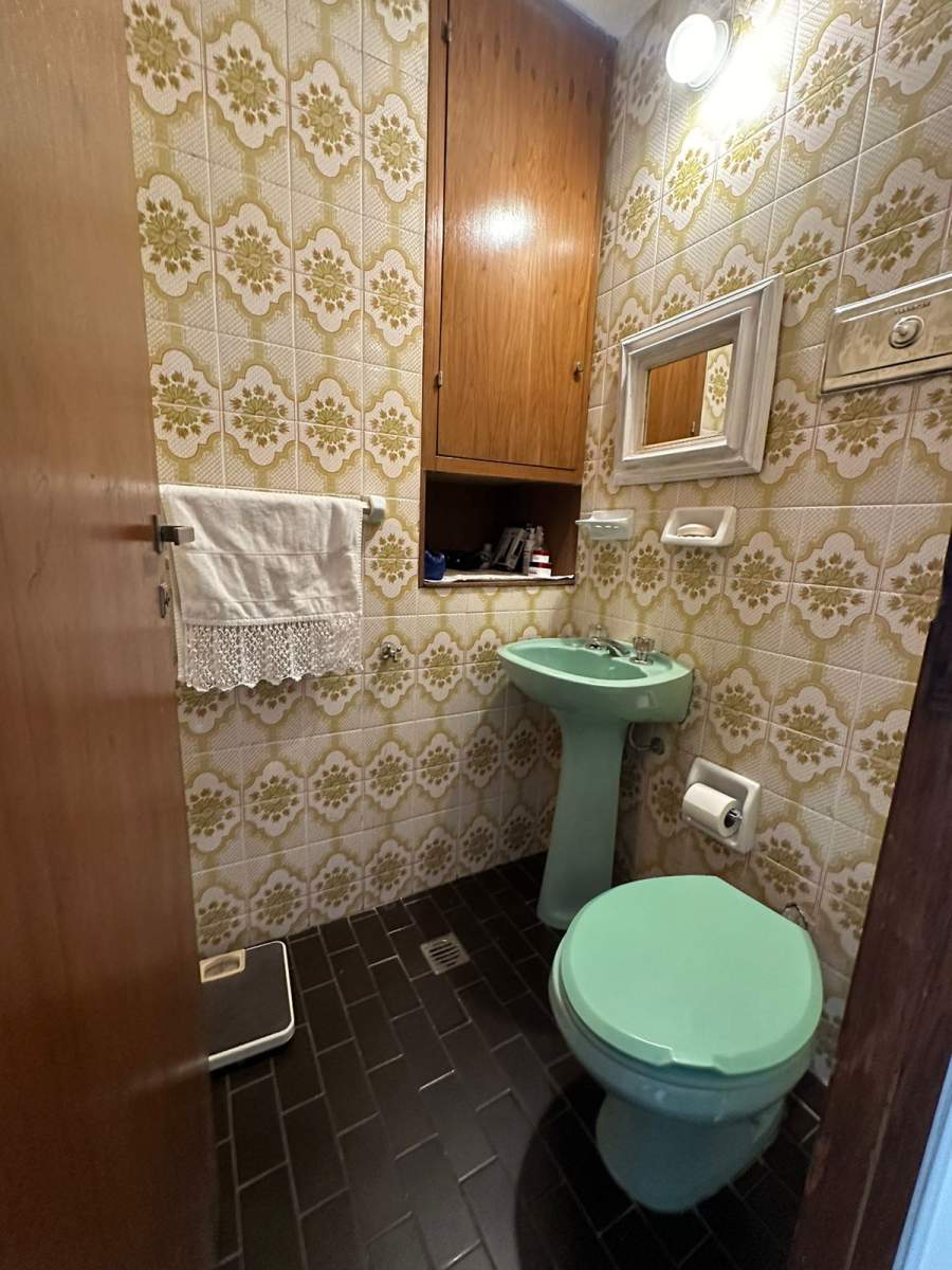 SE VENDE EXCELENTE PISO COMPLETO DE CUATRO DORMITORIOS!!!!