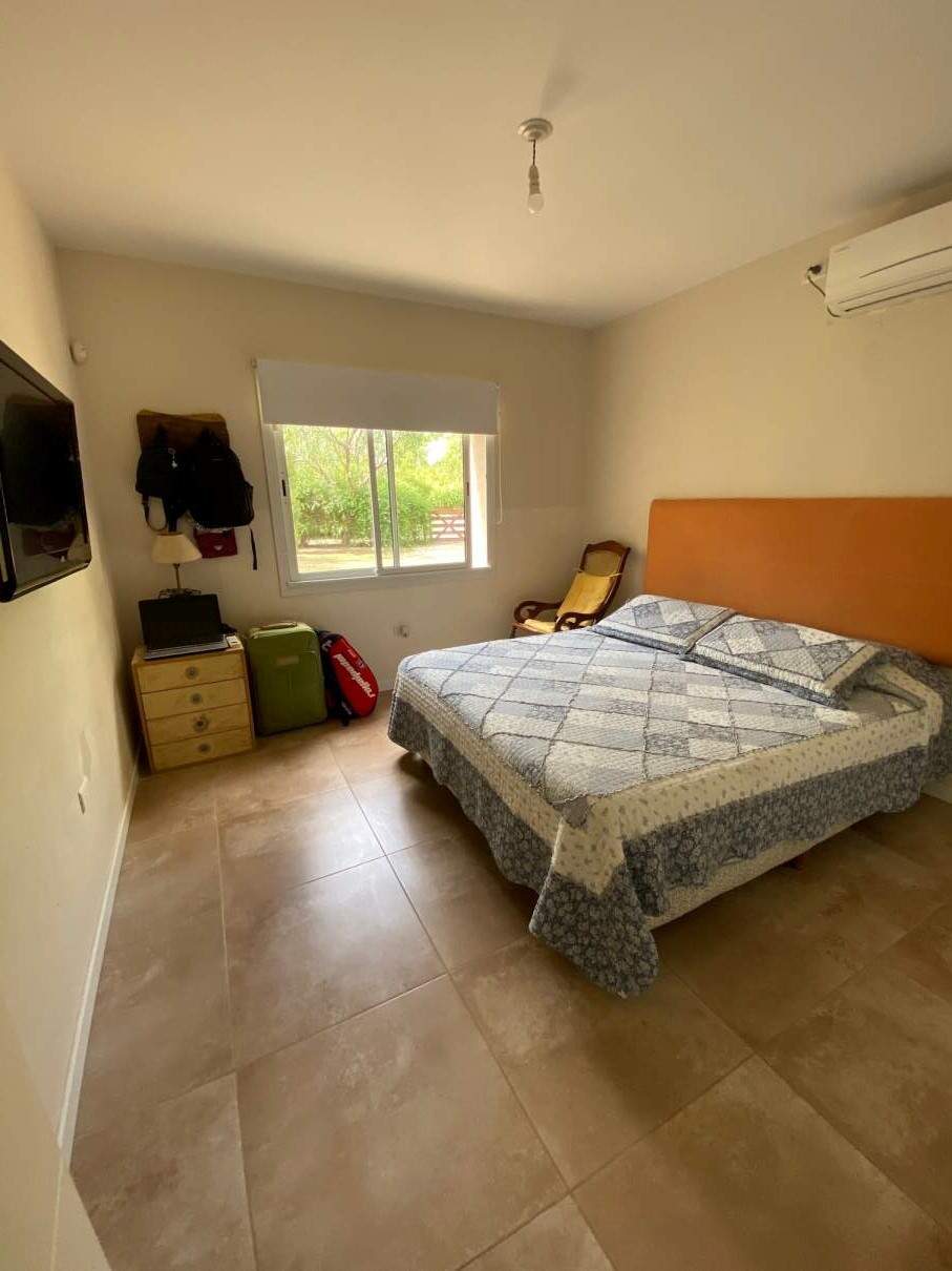 VENDO DOS CASAS QUINTA B° CERRADO ZONA SUR! EL HORNERO!!