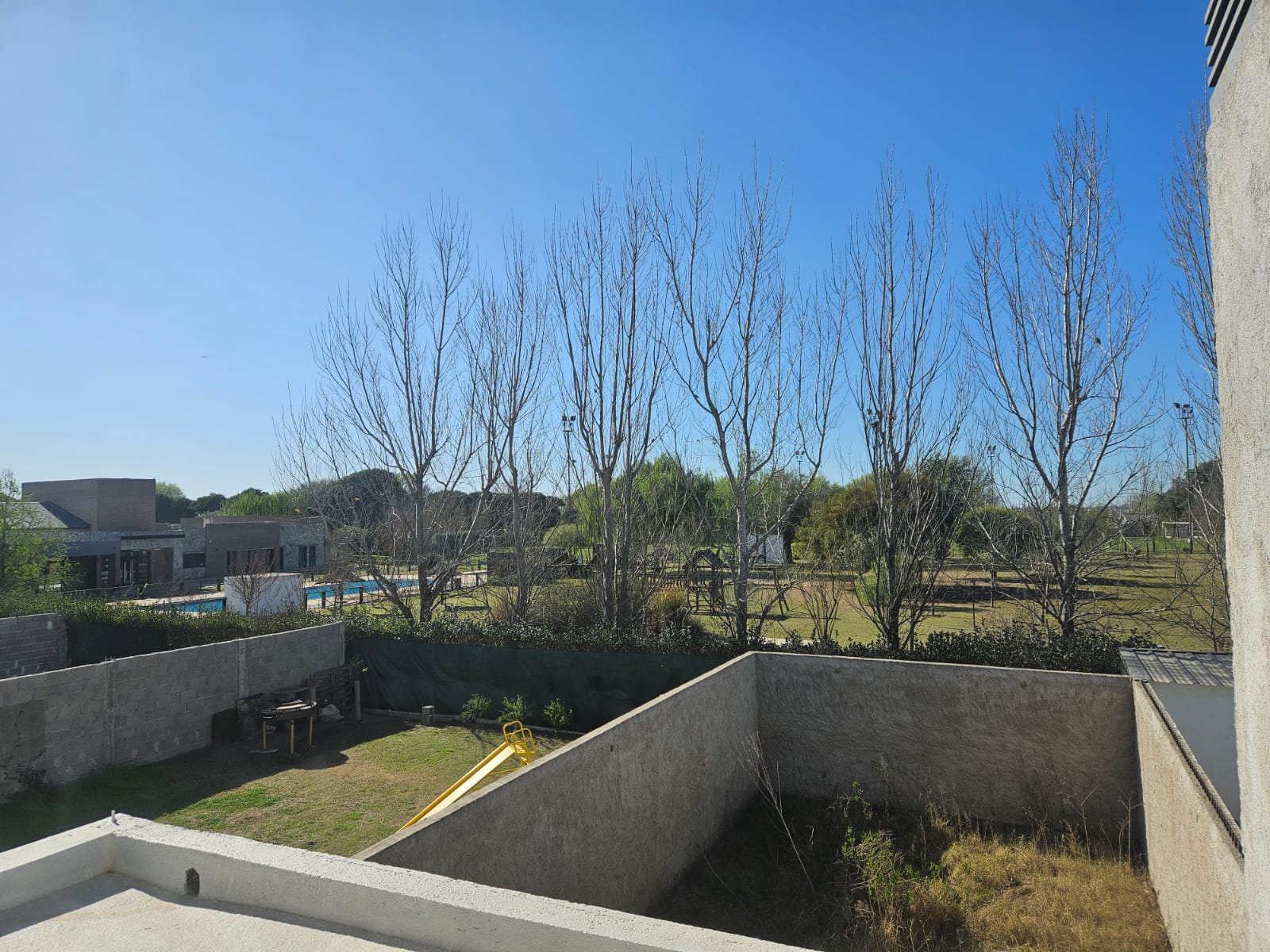 En venta duplex en Banda Norte