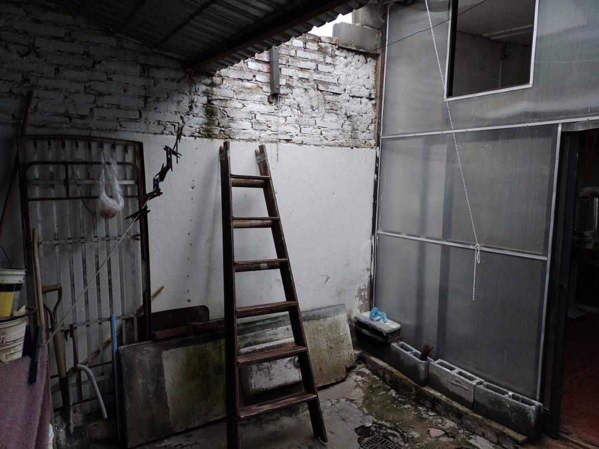 CASA UBICADA EN BARRIO VILLA CABRERA