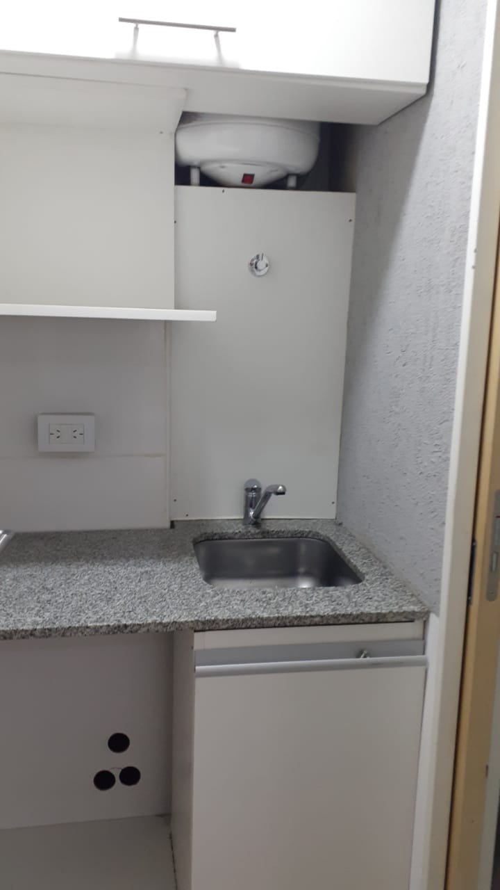 Vendo Oficina Amoblada B° Centro Cordoba