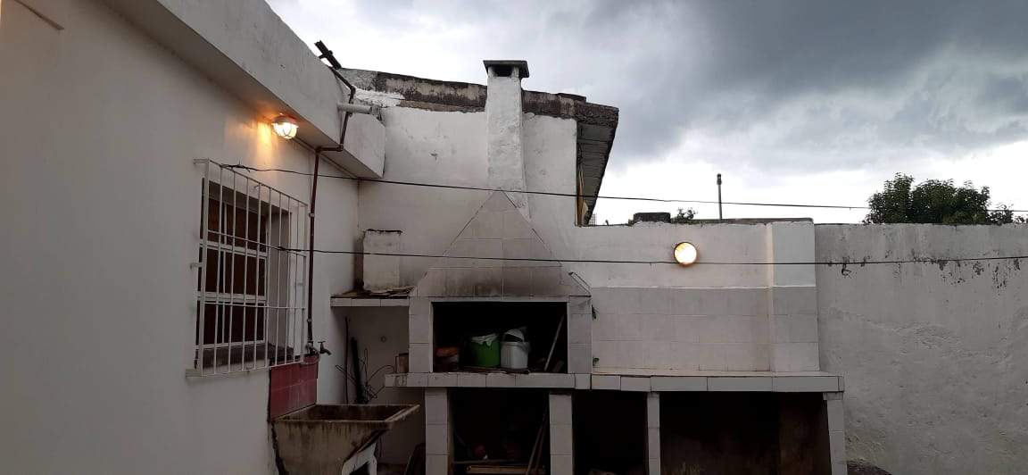 CASA EN VENTA 2 DORMITORIOS, Pasaje Vieytes Barrio Alberdi- Cordoba