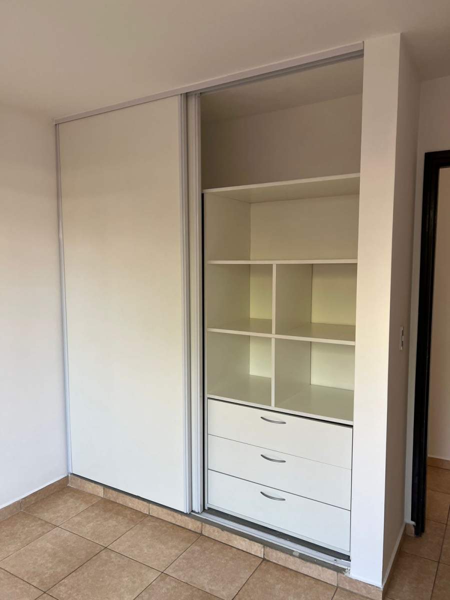 Bº ALTO ALBERDI - DEPTO DE 1 DORM - C- PATIO DE CESPED - APTO BANCOR