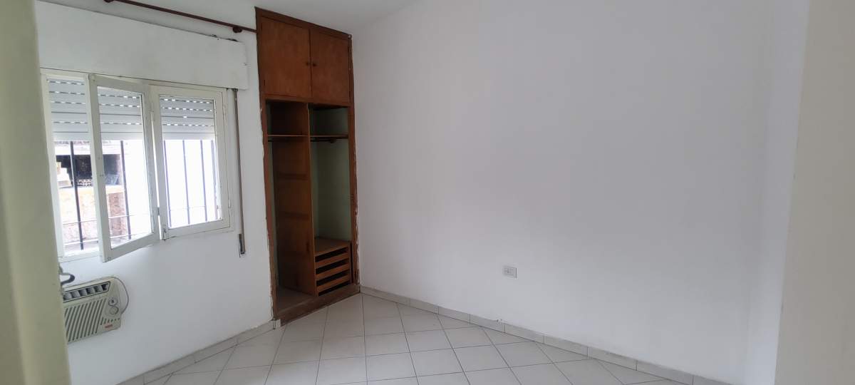 VENTA CASA 3 DORMITORIOS con GALPON 170m2 - SANTA ISABEL 1 Secc