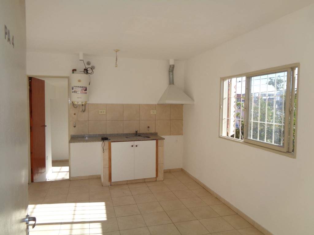 Barrio Villa Páez - Departamento Externo de 1 Dormitorio Amplio y Luminoso con Cocina y Baño con Ant