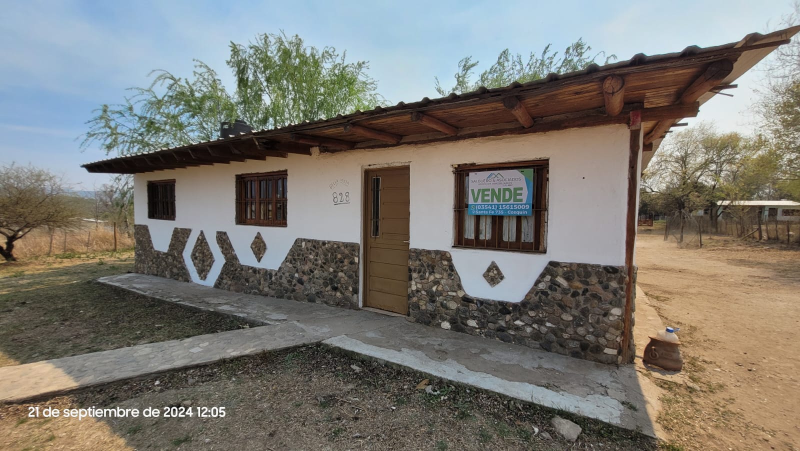 SE VENDE CASA CON DOS TERRENOS EN VILLA CUMBRE AZUL COSQUIN