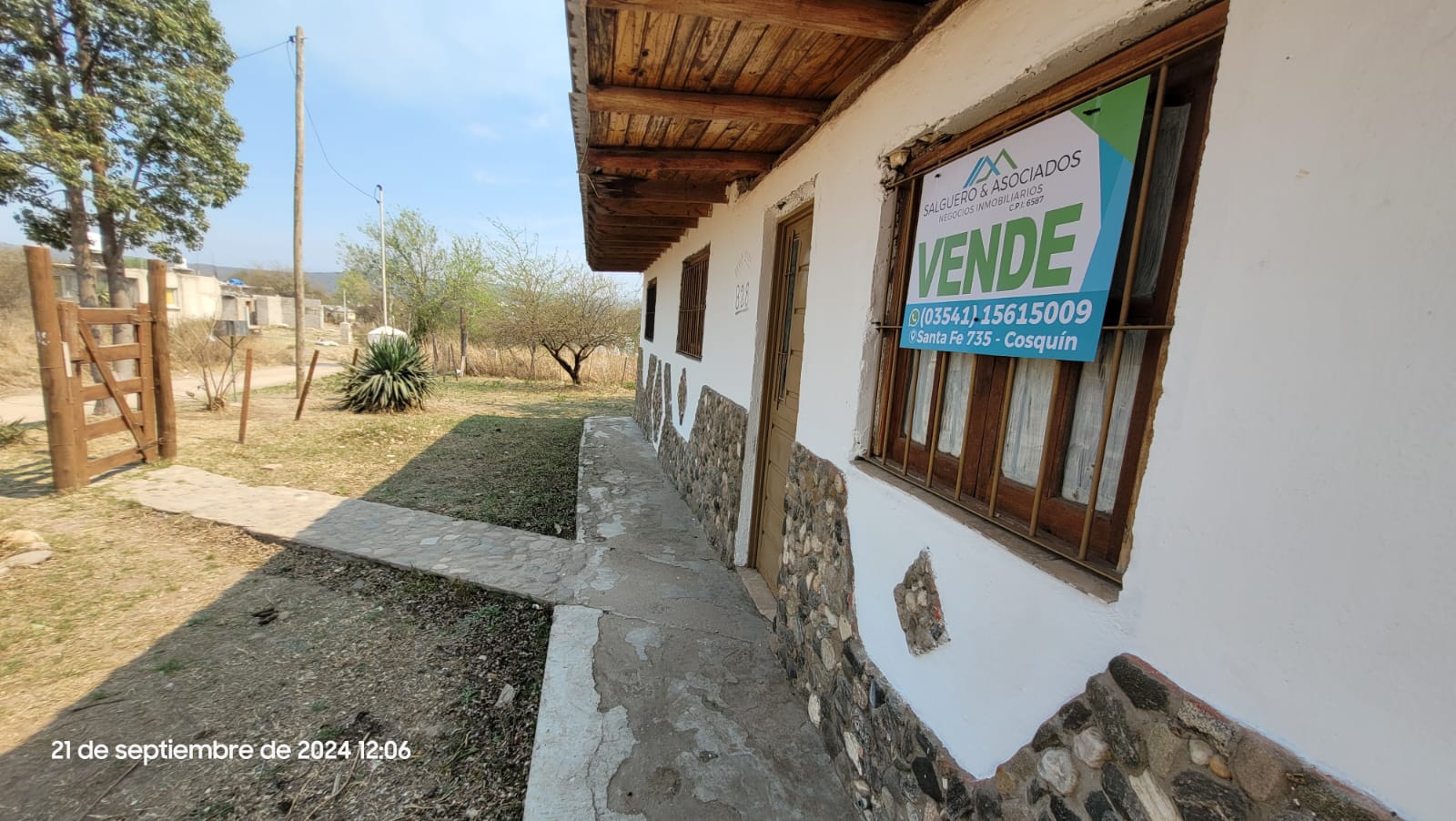 SE VENDE CASA CON DOS TERRENOS EN VILLA CUMBRE AZUL COSQUIN