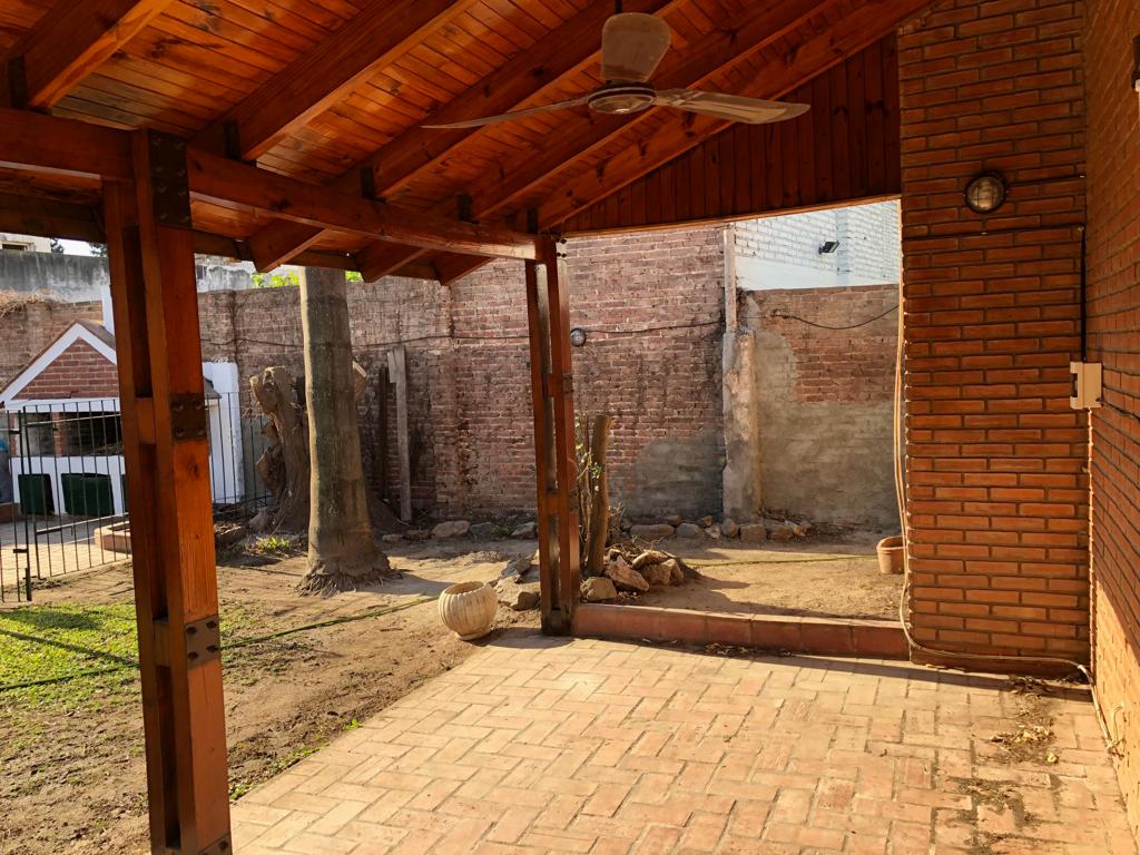 Casa en Venta de 3 Dorm en Alto Verde