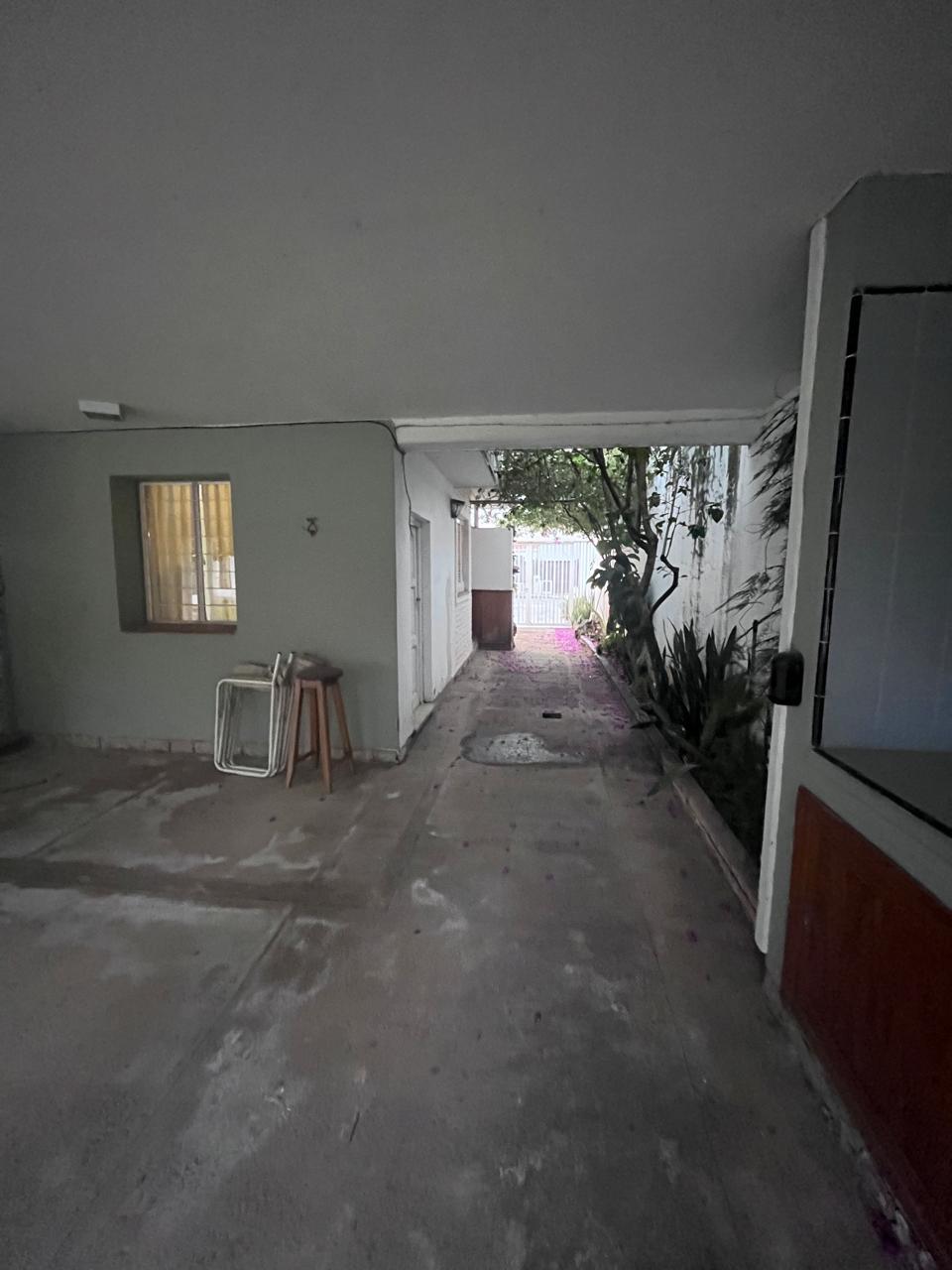 CASA VENTA CERRO LAS ROSAS 3 DORMITORIOS dpcias. depto. trasero PISCINA 315 M2 CUBIERTOS