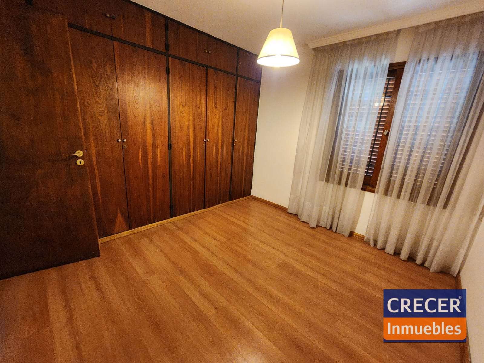 B Poeta Lugones amplia!! U$D 160.000