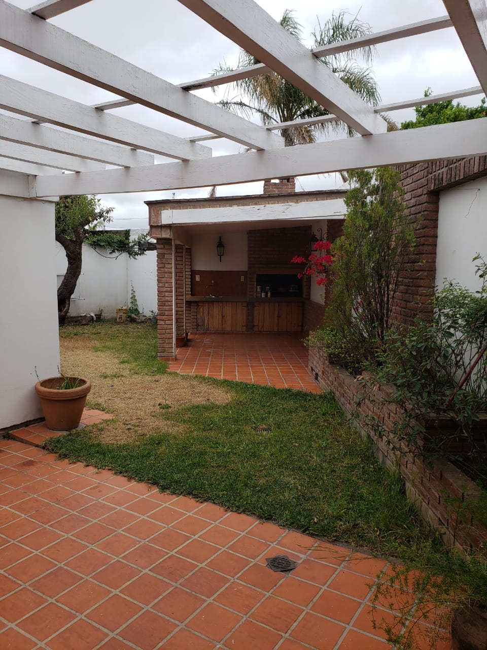 B Poeta Lugones amplia!! U$D 160.000