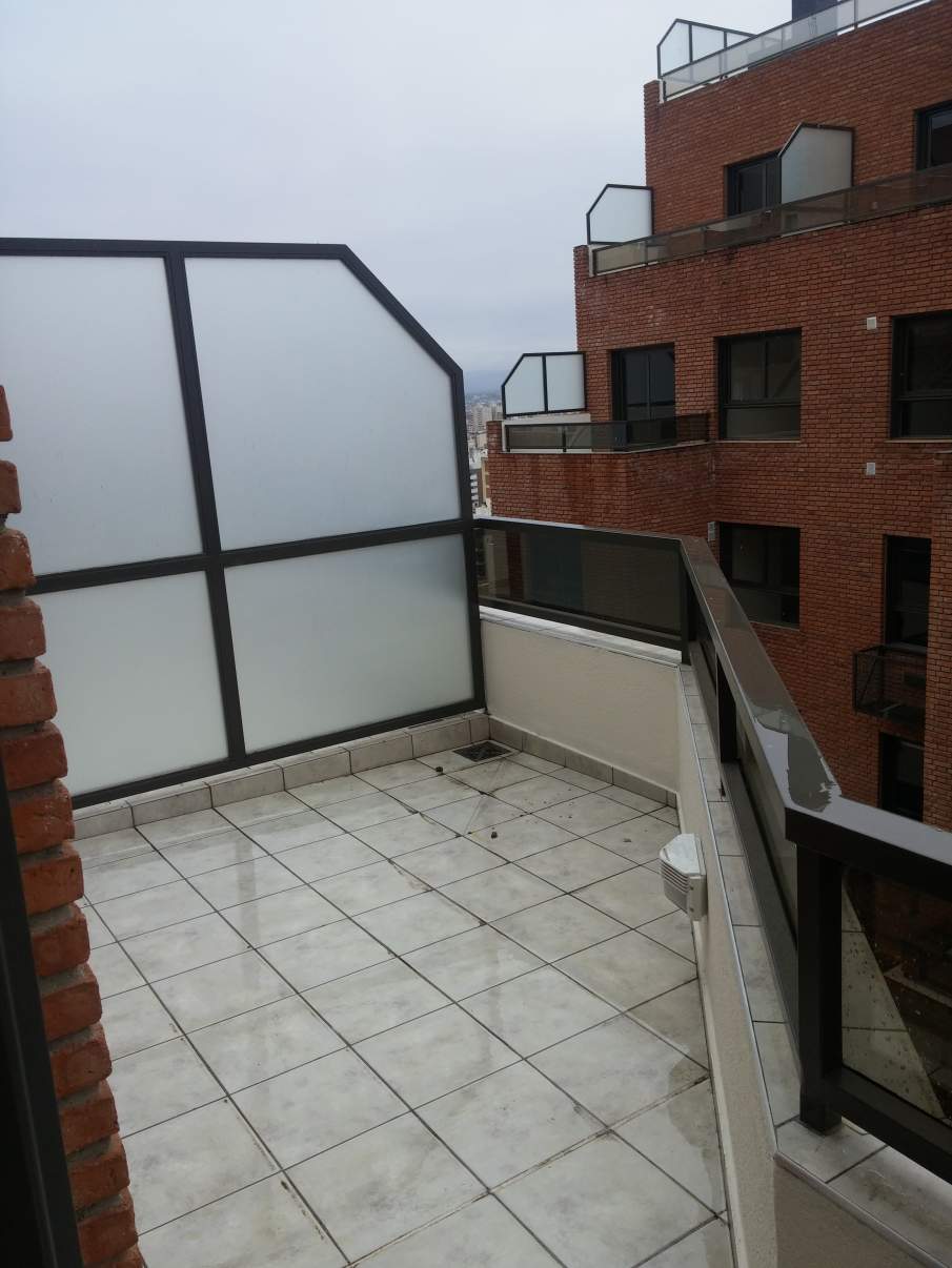 Torre Genesis IV ( departamento 1 dorm con amplio Balcon)