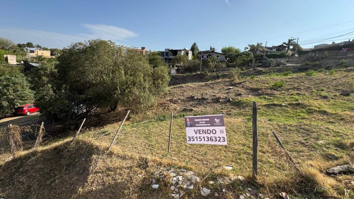 Terreno en Venta en Villa del Lago - Con visuales - 590,71 m2