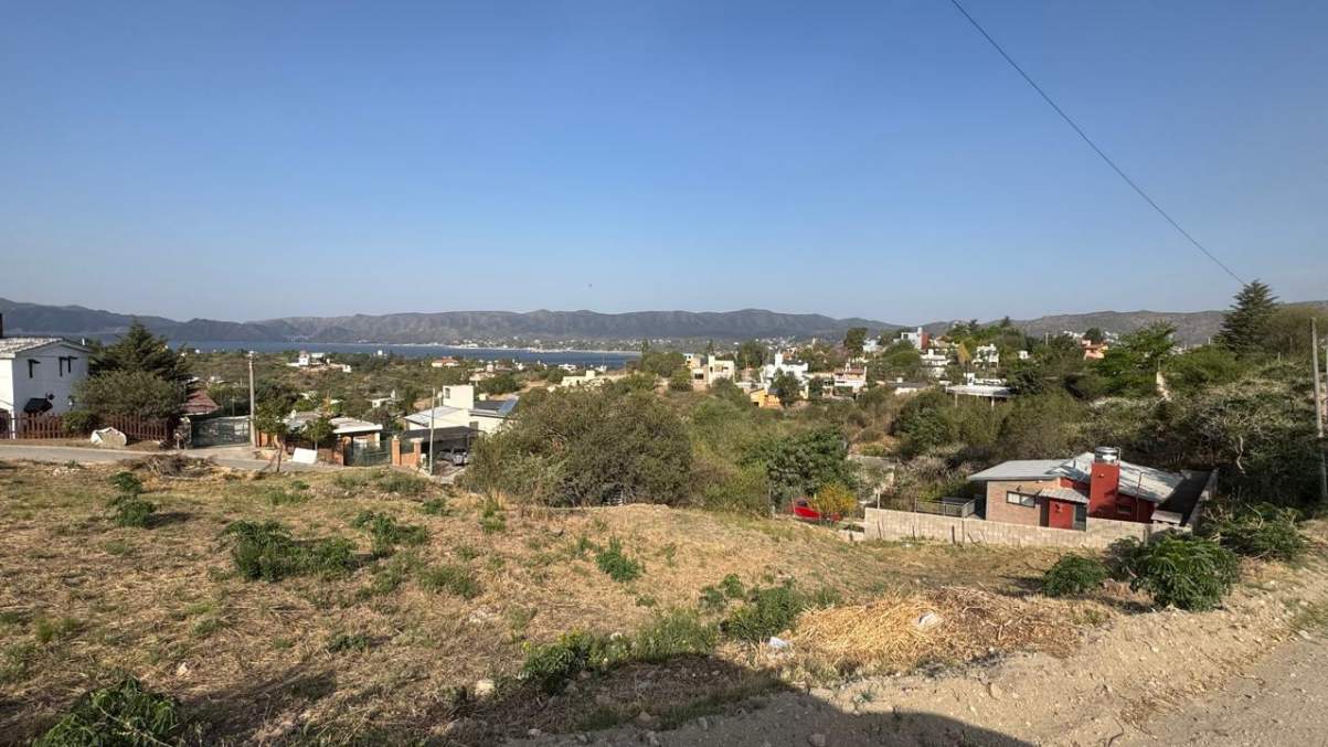 Terreno en Venta en Villa del Lago - Con visuales - 590,71 m2