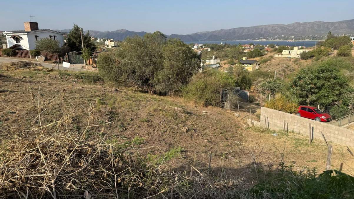 Terreno en Venta en Villa del Lago - Con visuales - 590,71 m2