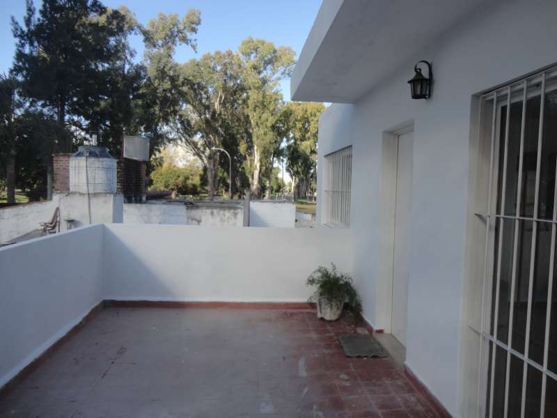 B° ALTO VERDE  - Casa planta alta con garaje $480.000