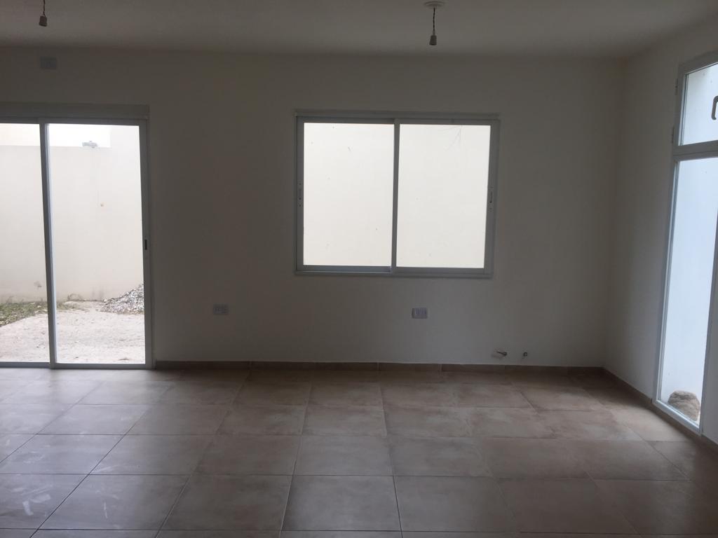 DUPLEX EN ALQUILER VILLA ALLENDE GOLF