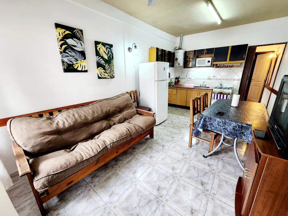 Departamento 1 dormitorio planta baja con patio y cochera, Miguel Munoz