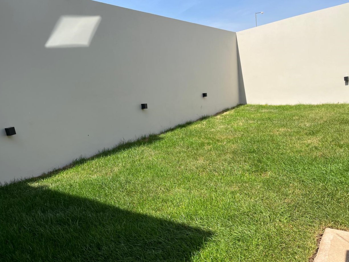 LOMAS DE MANANTIALES CASA EN PLANTA BAJA