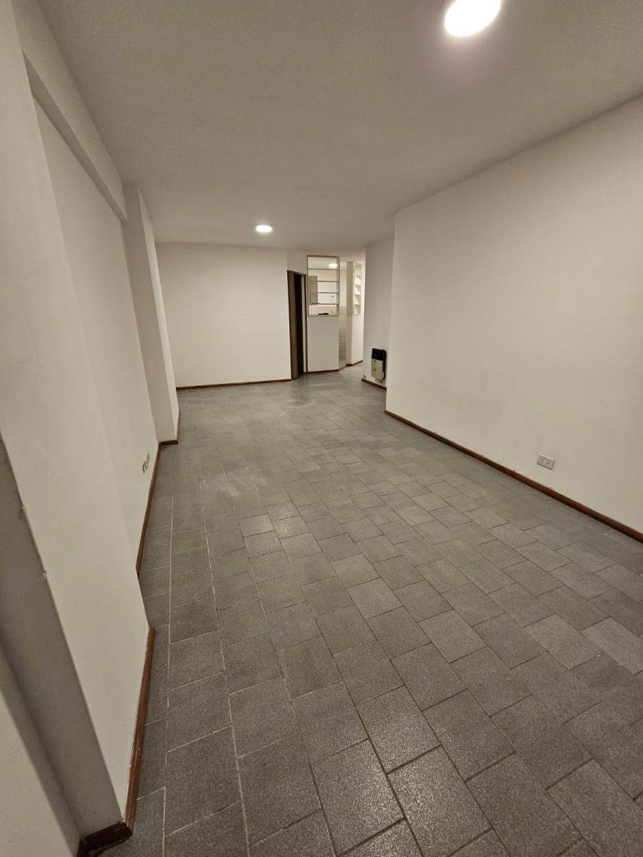 VENTA DE DEPARTAMENTO 1 DORM CENTRO - OPORTUNIDAD