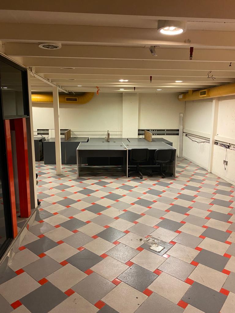 Edificio completo en Córdoba: ideal para oficinas corporativas