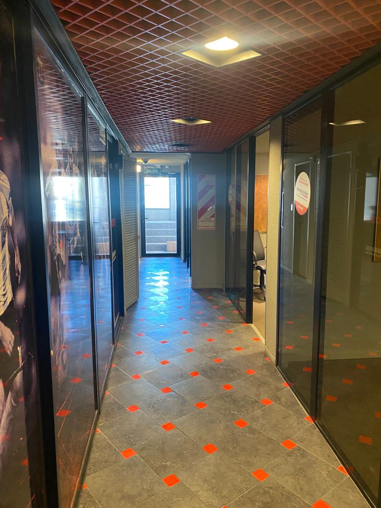 Edificio completo en Córdoba: ideal para oficinas corporativas